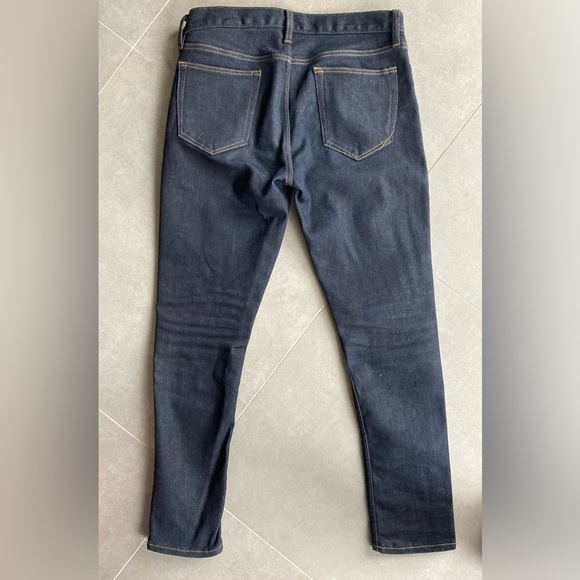 Men’s Banana Republic skinny fit denim. - Picture 3 of 4